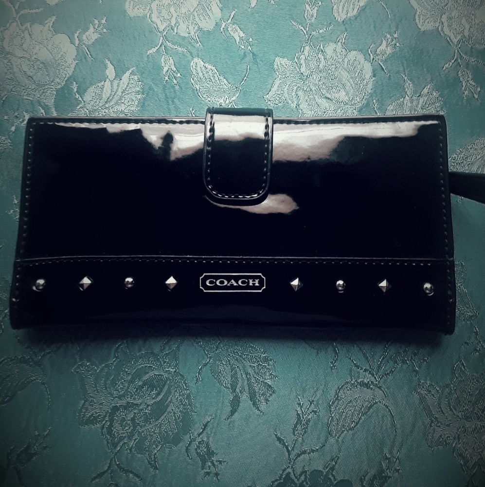 COACH black patent leather wallet!!